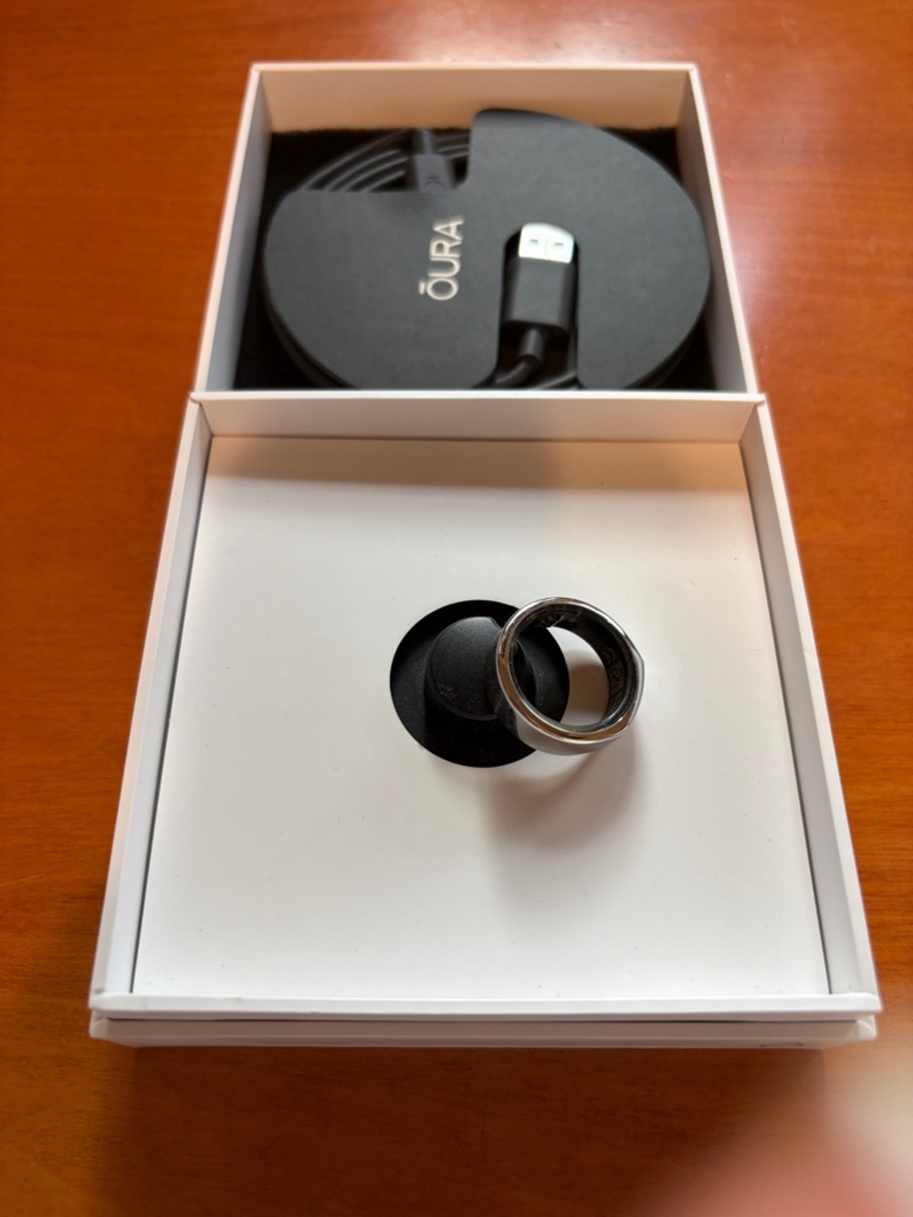 Oura Ring Gen3 Polished Silver Smart Ring with Charger size 9